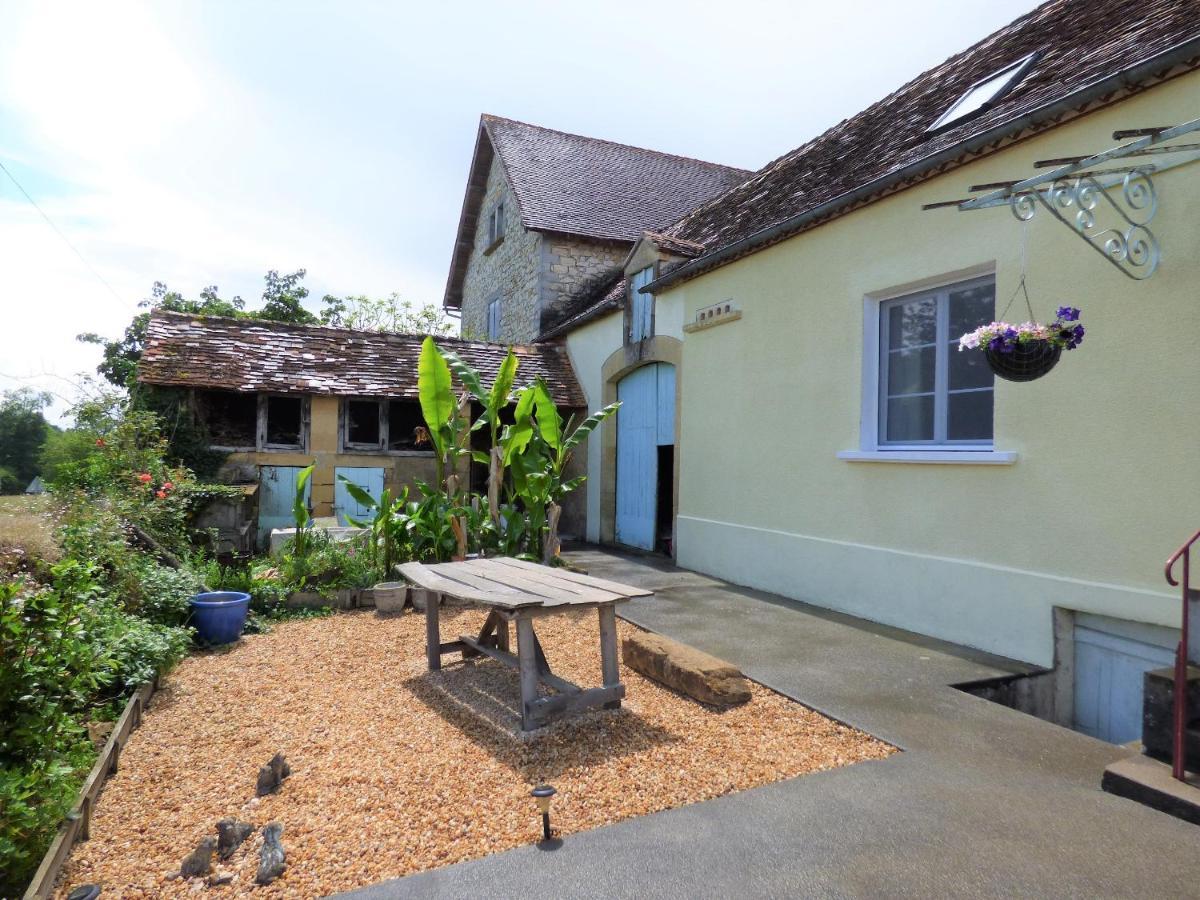 Les Tibles Bed & Breakfast Nanthiat Dış mekan fotoğraf