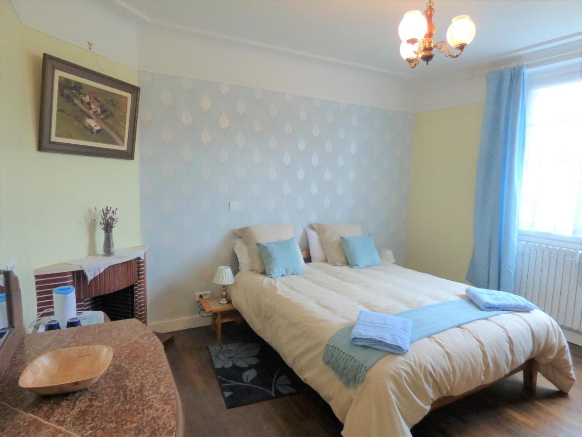 Les Tibles Bed & Breakfast Nanthiat Dış mekan fotoğraf